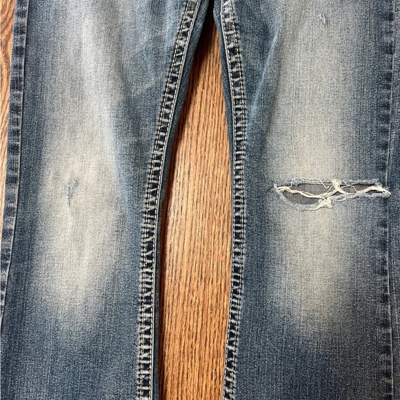 27” bootcut silver brand jeans - Picture 2 of 5
